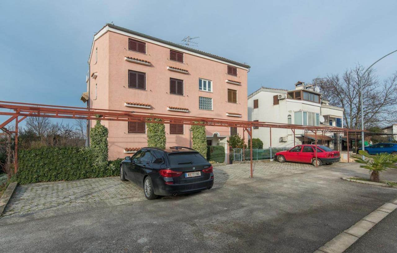 Apartment Roberto Punta Пореч Екстер'єр фото