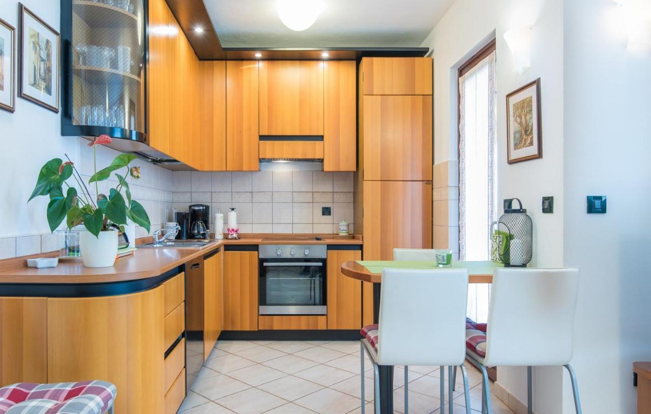 Apartment Roberto Punta Пореч Екстер'єр фото